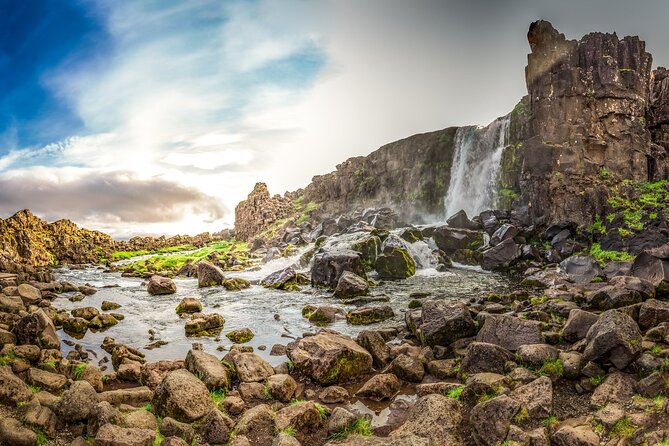 Iceland Stopover 3-Day Tour: Golden Circle, Geysers & Glaciers - Þingvellir National Park and the rift valley