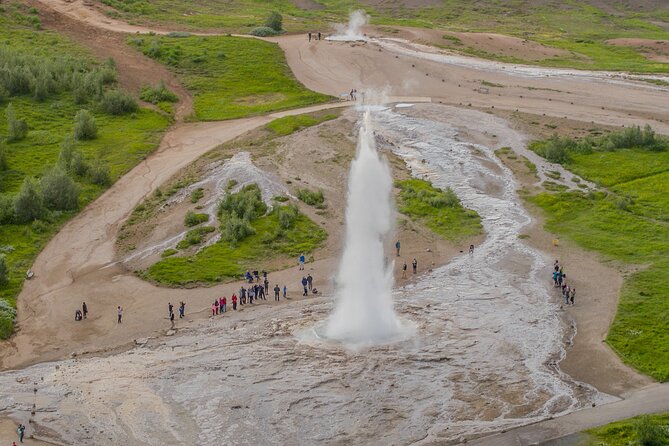 Iceland Stopover: The Golden Circle Day Tour - Starting from Reykjavík at 9 a.m.