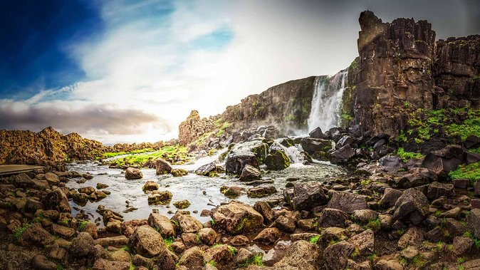 Iceland Stopover: The Golden Circle Day Tour - The long ride back through southern farmland