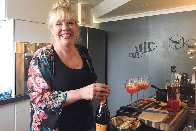 Icelandic Cooking Class in Downtown Reykjavik with Musical Hosts - Why the Private Format Matters