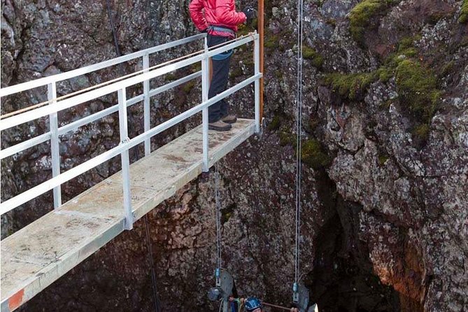 Inside the Volcano: Small-Group Tour and Lava Field Hike - The drive from Reykjavík to the Blue Mountains