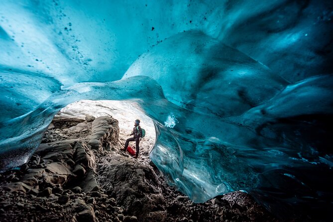 Jökulsárlón: Blue Ice Cave and a Long Glacier Hike - Weather and changing ice are part of the deal