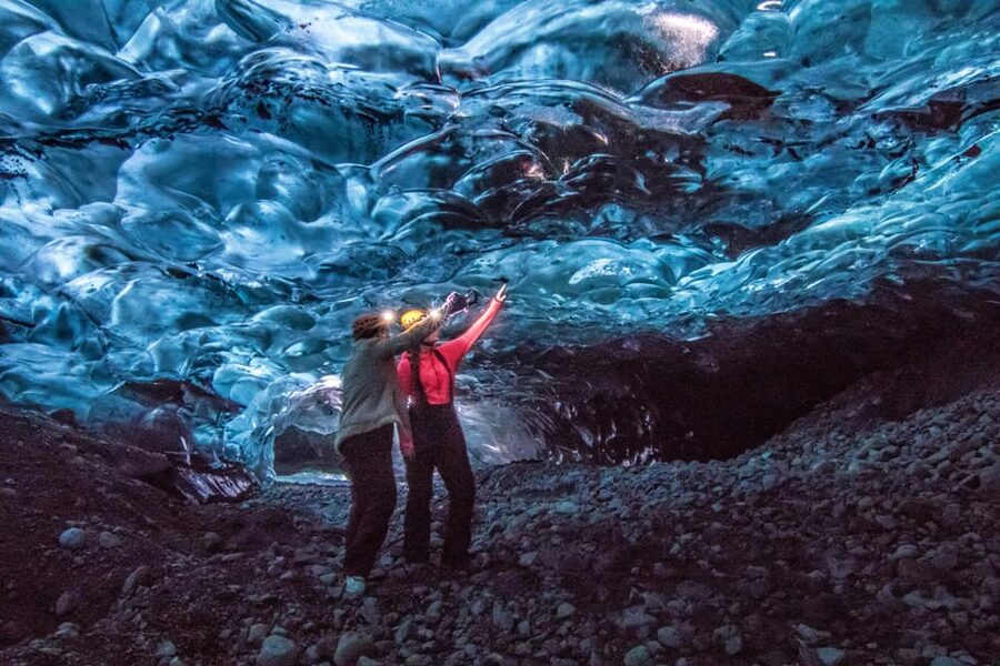 Jökulsárlón: Crystal Ice Cave Super Jeep Tour - Meeting the orange truck at Jökulsárlón
