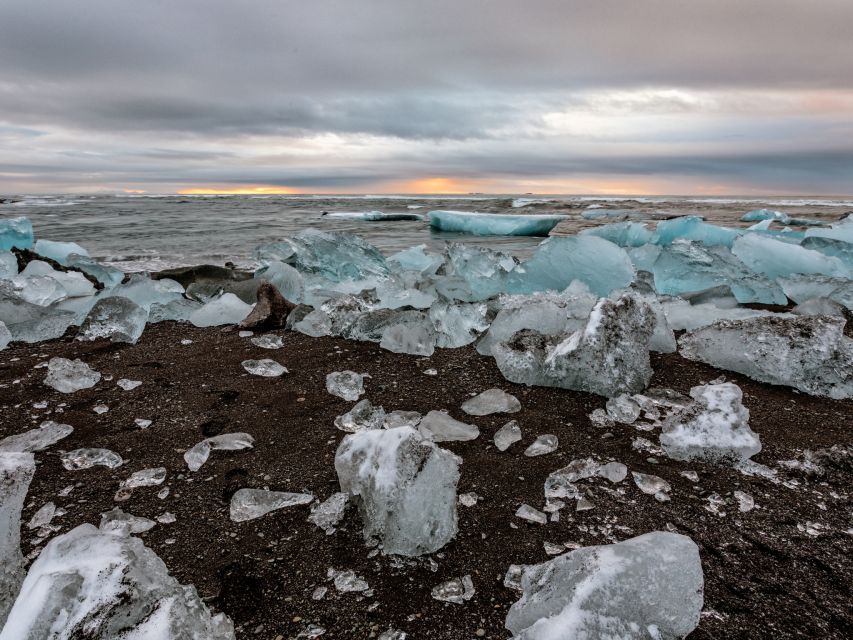 Jökulsárlón Floating Glacier & Diamond Beach Day Tour - Key points to know before booking