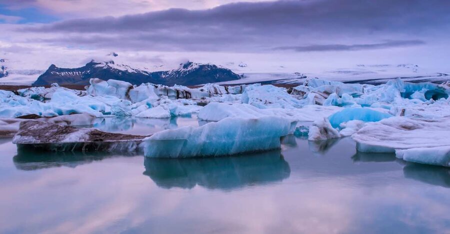 Jökulsárlón Floating Glacier & Diamond Beach Day Tour - Jökulsárlón Glacier Lagoon and its floating ice