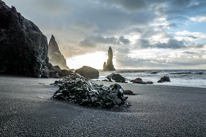 Jökulsárlón Glacier Lagoon and the South Coast Private Tour from Reykjavik - Diamond Beach and the small icebergs on shore