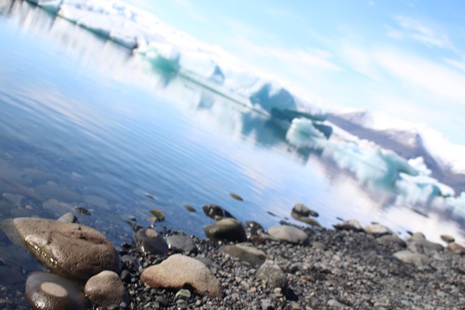 Jökulsárlón Glacier Lagoon, Diamond Beach and secret glaciers (from Djúpivogur) - Diamond Beach and the black sand