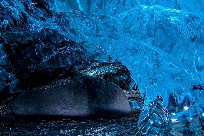 Jökulsárlón Glacier Lagoon, Diamond Beach and secret glaciers (from Djúpivogur) - The guide can make or break the day