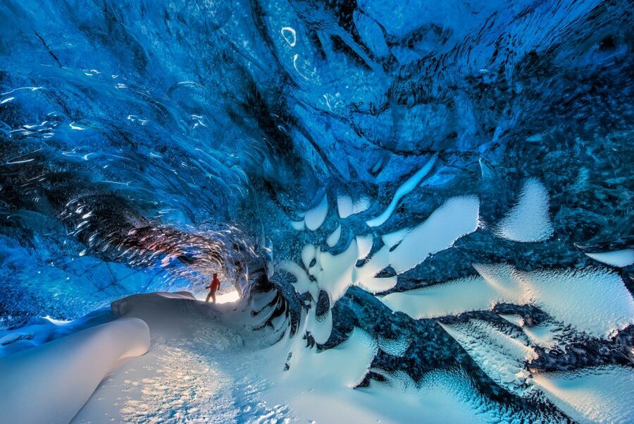 Jökulsárlón: Vatnajökull Ice Cave Guided Tour - The Super Jeep ride across rough ground