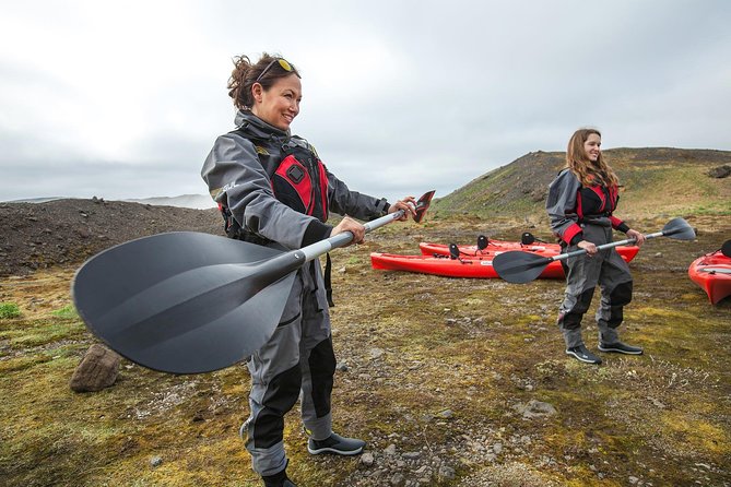 Kayaking on the Sólheimajökull Glacier Lagoon - What makes Sólheimajökull special from the water