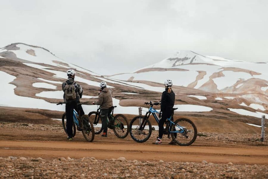 Kerlingarfjöll: Highland Base E-bike Mountain Tour - Who should book this ride?