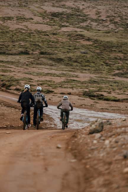 Kerlingarfjöll: Highland Base E-bike Mountain Tour - How the guides shape the experience