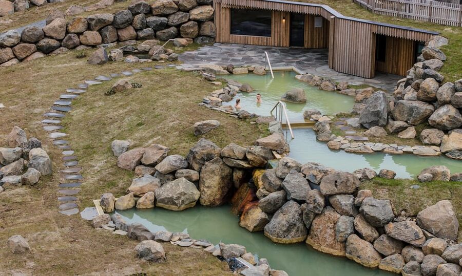 Kerlingarfjöll: Highland Baths Admission - Pairing the bath with hiking
