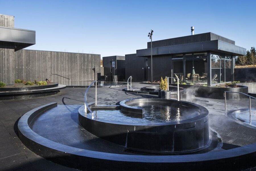 Krauma Geothermal Baths Entrance Ticket - The changing rooms make the visit easier