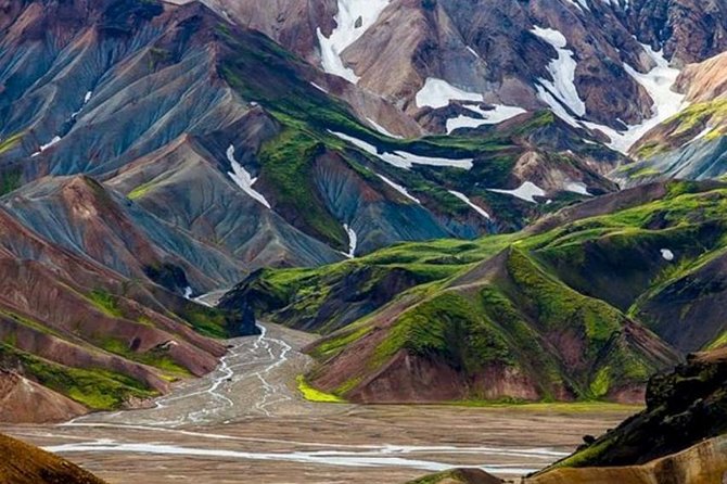 Landmannalaugar 4x4 Tour - Private - The 4x4 Makes Remote Iceland Easier