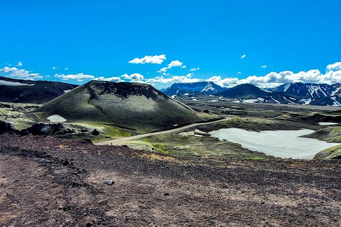 Landmannalaugar, Hekla, Sigoldugljufur 4x4 tour with Hiking - Why this highland day is worth your time