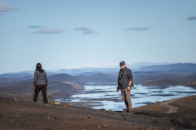 Landmannalaugar & SecretGems | Private Tour | PRO Photos included - Professional photos change how you spend the day