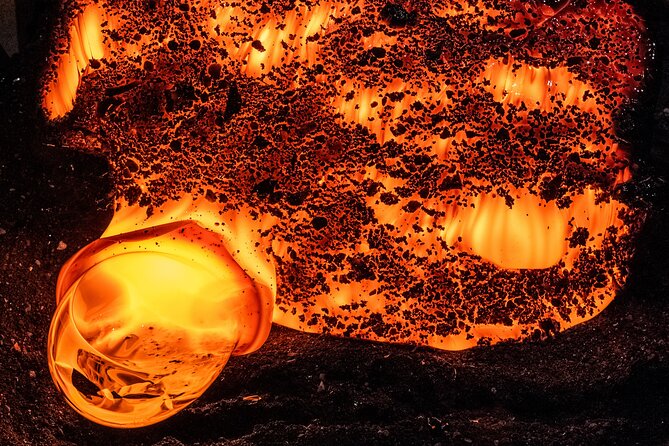 Lava Show Reykjavik Admission Ticket - Optional Premium Upgrade - The moment real lava enters the room