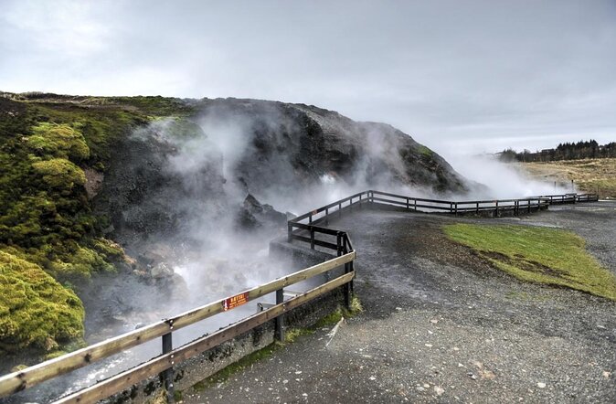 Lava Waterfalls, Sagas & Unique Canyon Baths - Small Group Tour - Key points at a glance