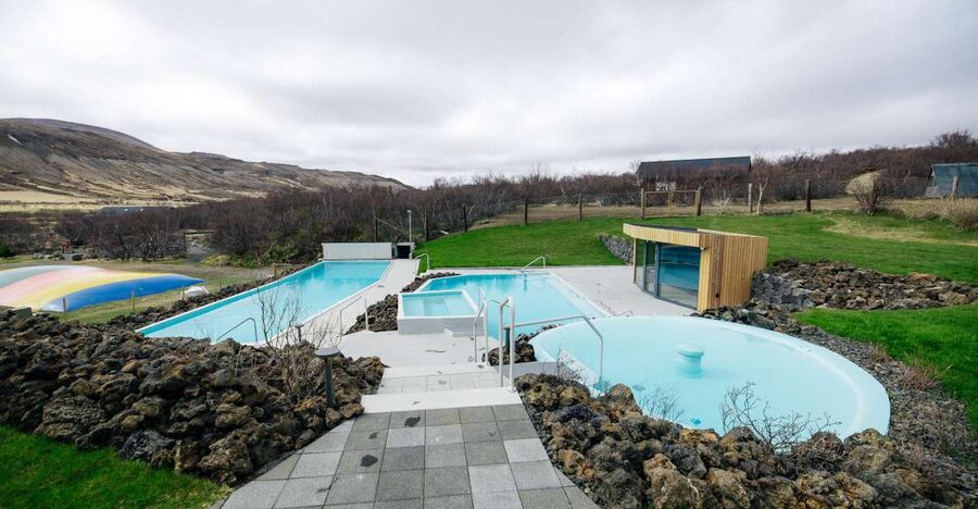 Lindin: Geothermal Bath - The ice-cold mini pool for a sharp reset