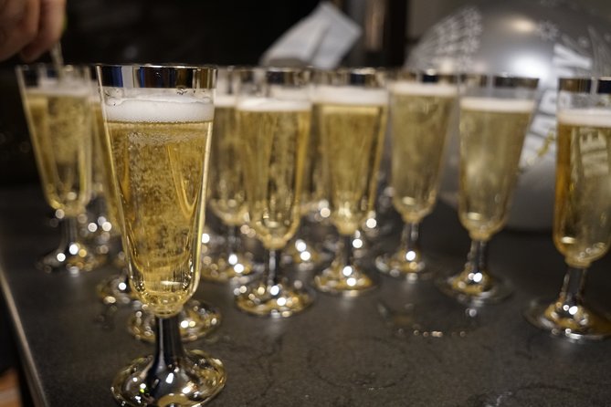 New Year's Eve Fireworks Cruise in Reykjavik - Choosing between the saloon and the open deck