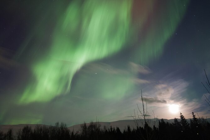 Northern Lights 4x4 Tour from Akureyri - What to bring for a comfortable night
