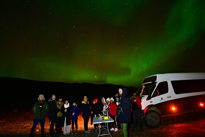 Northern Lights 4x4 Tour with Pastries and Cocoa from Reykjavik - Key points to know before you book
