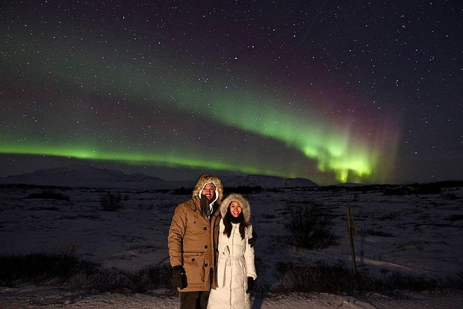 Northern Lights and Stargazing Small-Group Tour with Local Guide - Group size, guides, and the overall mood