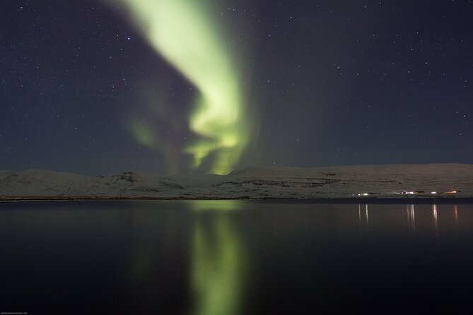 Northern Lights Classic MiniBus Tour from Akureyri - Leaving Akureyri at 9:30 pm