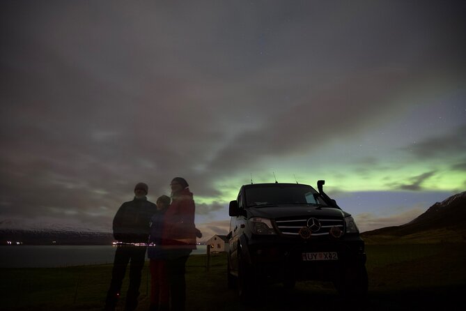 Northern Lights Classic MiniBus Tour from Akureyri - The real drawbacks, beyond the weather