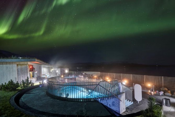 Northern Lights & Geothermal Baths Adventure - Who will enjoy this Iceland evening most