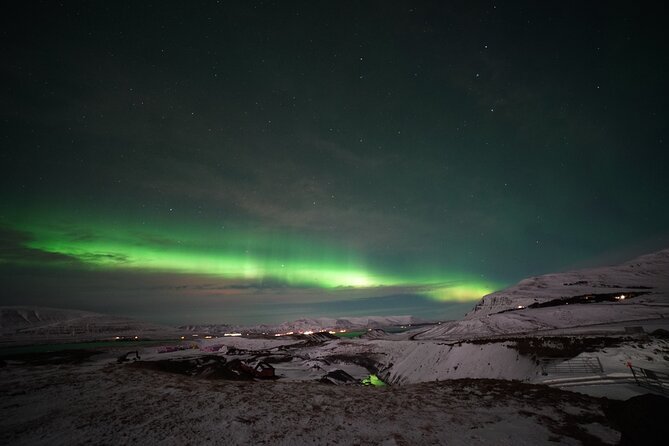 Northern Lights In luxury off-road SUV with Photos and Treats - Is $1,520 a Good Value?