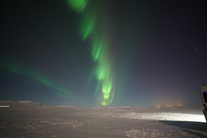 Northern Lights In luxury off-road SUV with Photos and Treats - Searching the Rural Roads Around Reykjavik