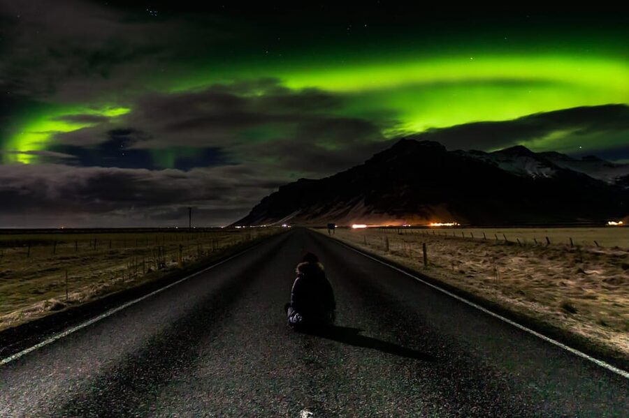Northern Lights in Mini Bus, Photos, Hot Cocoa and Pastries - Key points to know before you book