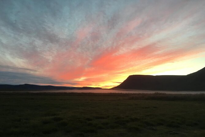 Northern Lights Midnight Adventure Small-Group from Reykjavík - What the midnight adventure is really like