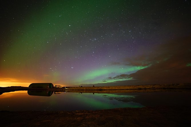Northern Lights Minibus Tour with Hot Cocoa, Blankets & Photos - Free photos and the camera question