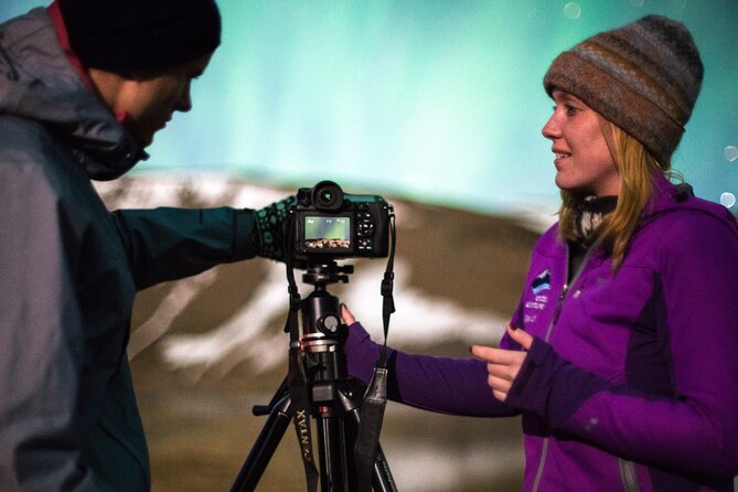 Northern Lights Minibus Tour with Hot Cocoa, Blankets & Photos - Timing, weather, and the cold