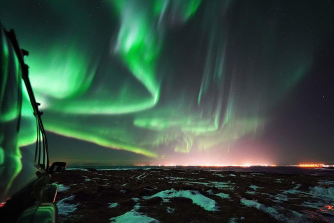 Northern Lights Private Super Jeep Tour with Photos - Professional photos without taking over your evening