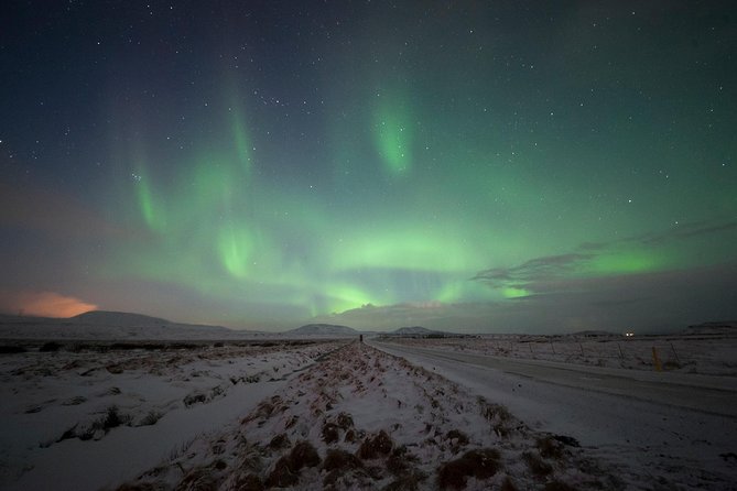 Northern Lights Small-Group Tour From Reykjavik with Hot Drink - Photography help without carrying a full camera kit