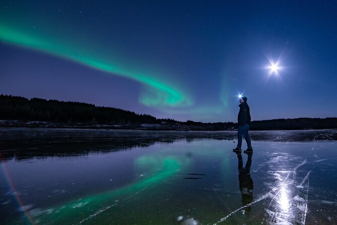 Northern Lights Small-Group Tour with Hot Chocolate & Photos - Photos that preserve the night