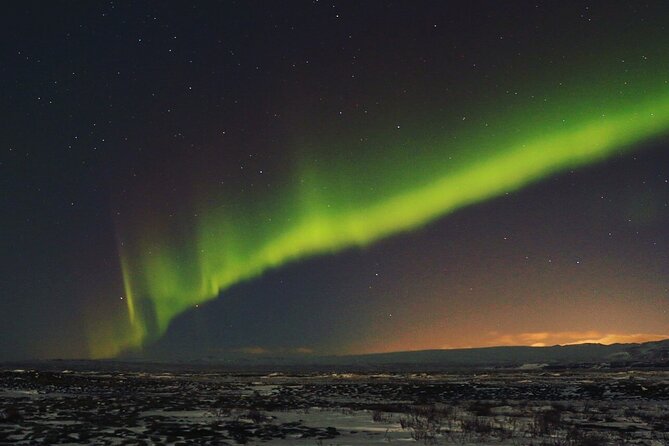 Northern Lights Super Jeep Guided Tour with Hot Drink & Snack - Why a small group can make the night better