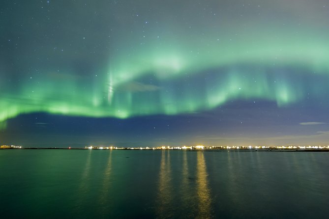 Northern Lights Tour from Reykjavik with Lifetime Guarantee - Photographing the aurora with less guesswork