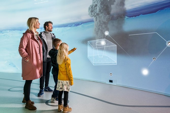 Perlan - Wonders of Iceland Experience - The 360-degree observation deck