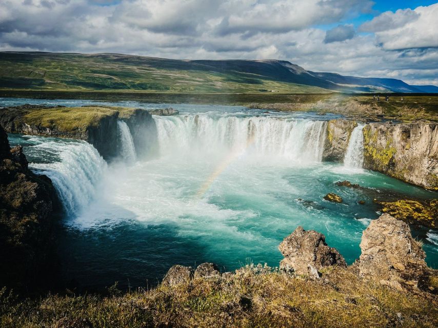 Port Akureyri: Godafoss Waterfall, Myvatn and Baths Tour - Skútustaðagígar and the strange logic of pseudo-craters