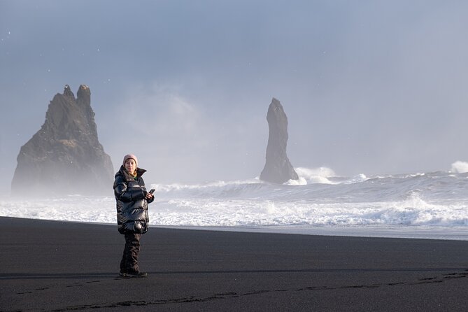 Private 3 days Tour and Northen Lights Experience with Photography with Luke - Day One: Reykjanes geology from bridge to black coast