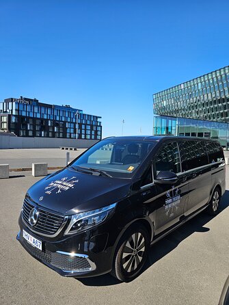 Private 3 Hours Tour with Airport Transfer in Reykjavik - Perlan and the view over Reykjavik