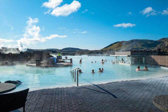 Private Airport Transfer with Blue Lagoon - Admission included - Who should book this experience?