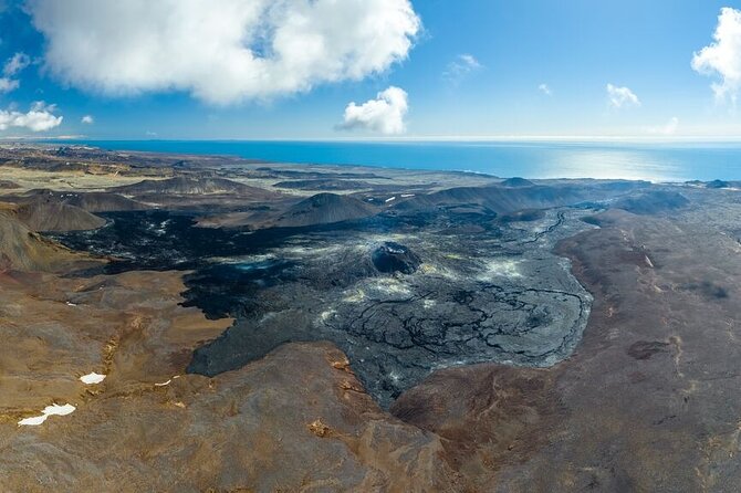 Private Bespoke Reykjanes Peninsula Tour - Brimketill offers rough coastal drama
