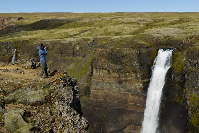 Private Express Glacier and Highland Adventure with Photographer - Hiking Stakkholtsgjá Canyon to the waterfall cave