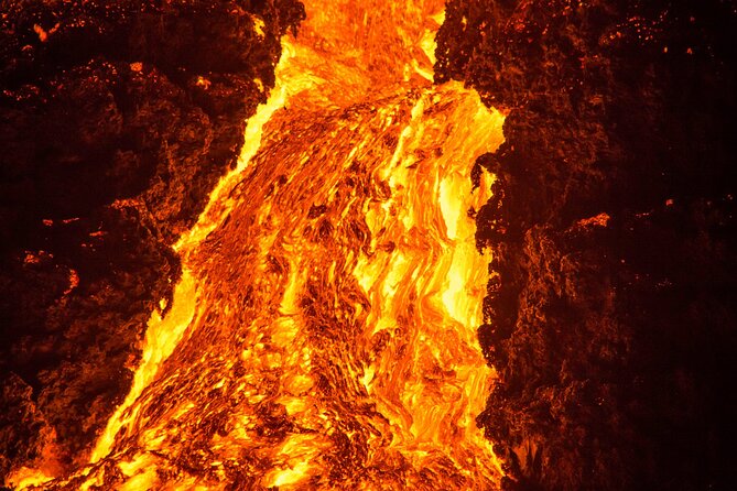 Private Full-Day Tour to Geldingadalir Active volcano from Reykjavik - Weather, cancellations, and changing eruption conditions